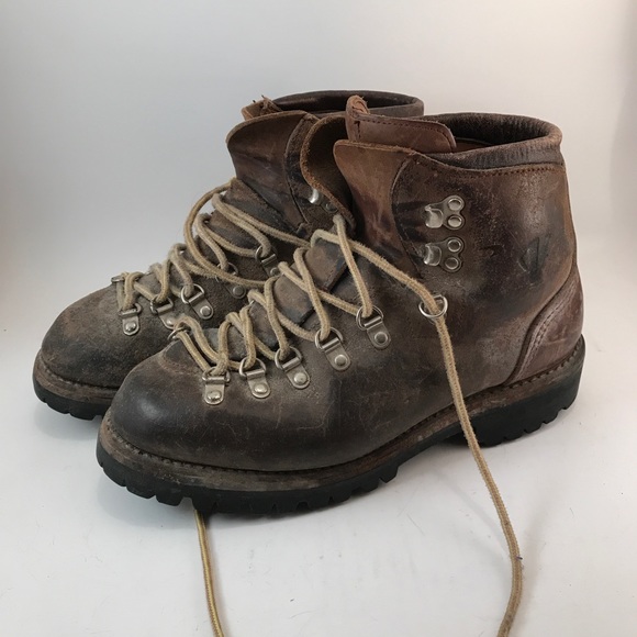mens size 7 hiking boots